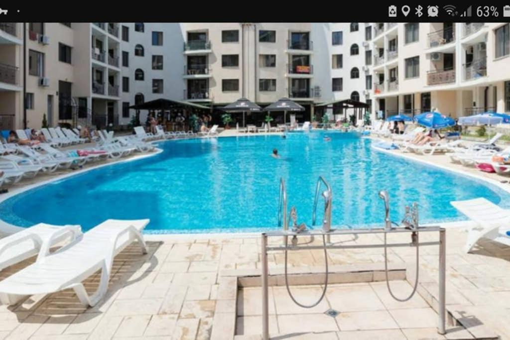 Avalon Appartament Da Lary Sunny Beach Ngoại thất bức ảnh